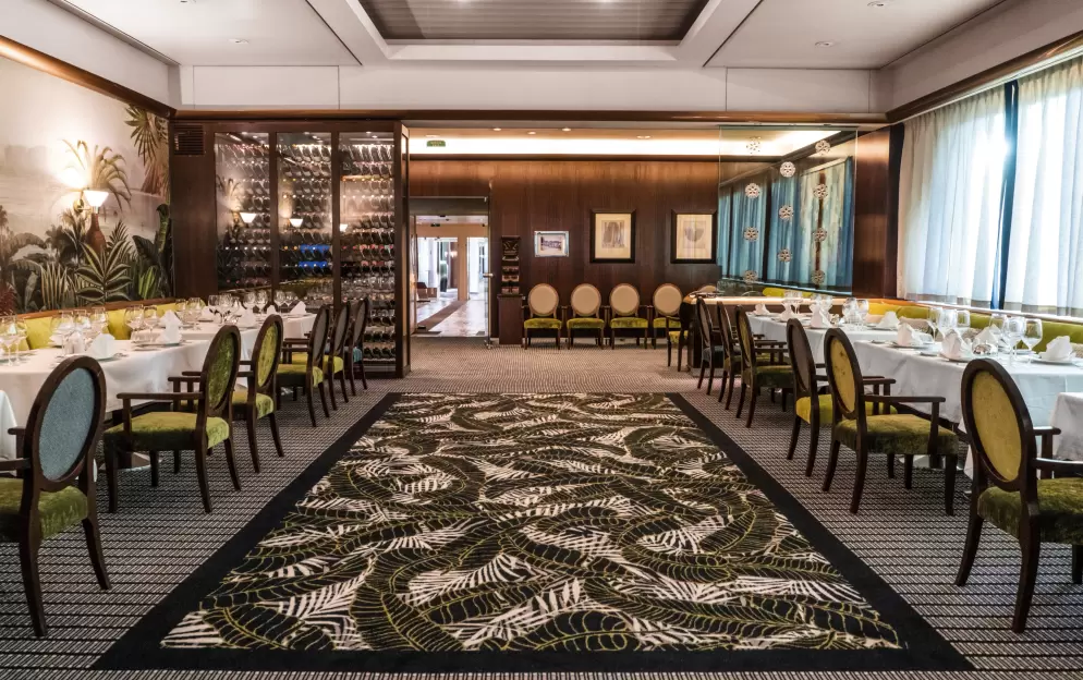 Paul Gauguin Cruises MS Paul Gauguin L'Etoile Restaurant 6 ©Paul Gauguin Cruises.jpg